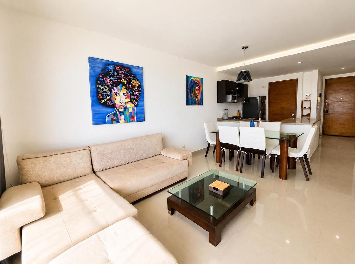 Apartamento Oceanfront 2br With Balcony Near Walled *